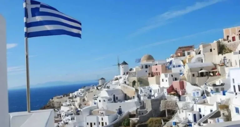 اليونان تعتزم تسديد مزيد من الديون قبل موعد استحقاقها