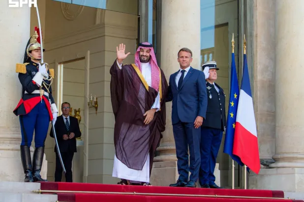 العلاقات السعودية ــ الفرنسية إلى «آفاق أبعد»