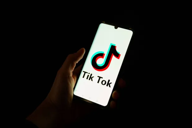البرازيل تغرم «تيك توك» 29.8 مليون دولار بسبب انتهاك خصوصية الأطفال