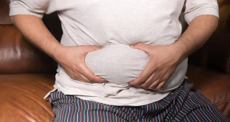 ما علاقة الإمساك المتكرر بصحة البروستاتا؟