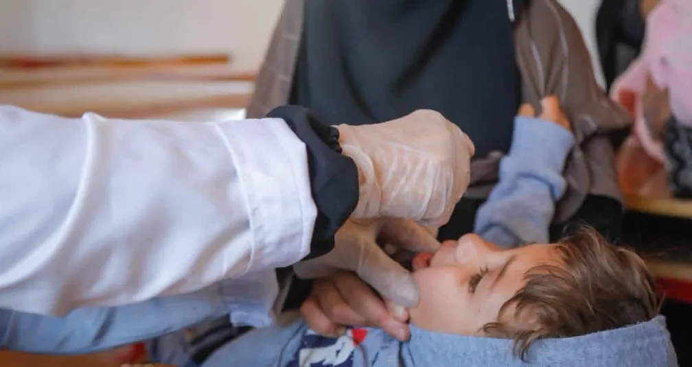 اتهامات للحوثيين بالمقايضة... اللقاحات مقابل عودة المكاتب الأممية