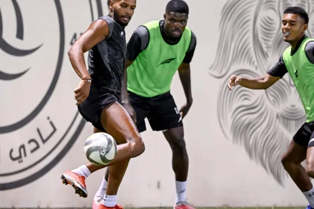 بارتي والبليهي يشعلان تدريبات الشباب قبل «الهلال»