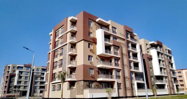 «وفرة العقارات» لا تحد من أزمة السكن في مصر