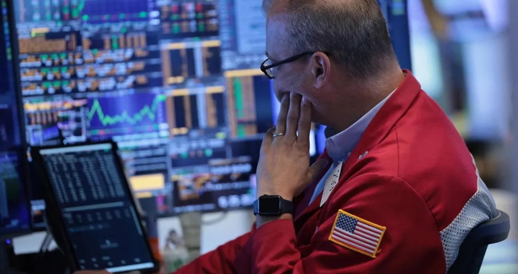 التوترات تدفع المستثمرين إلى «ملاذ السيولة»