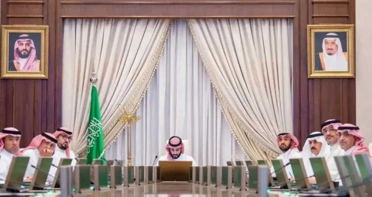 «الشؤون الاقتصادية» يطلع على التقدم المحرز في مشروعات «رؤية 2030»