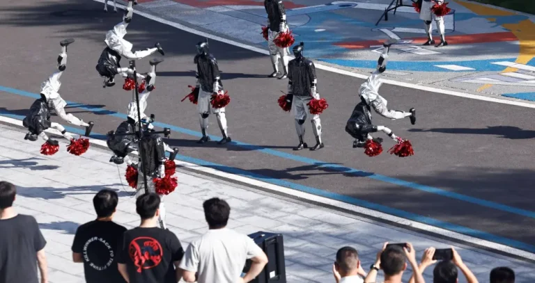 «ديب سيك» تتجه للبورصة وبكين تشدد إدراجات التكنولوجيا