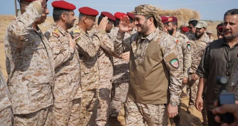 قوات الحكومة اليمنية ترتّب صفوفها لاستعادة المبادرة الميدانية