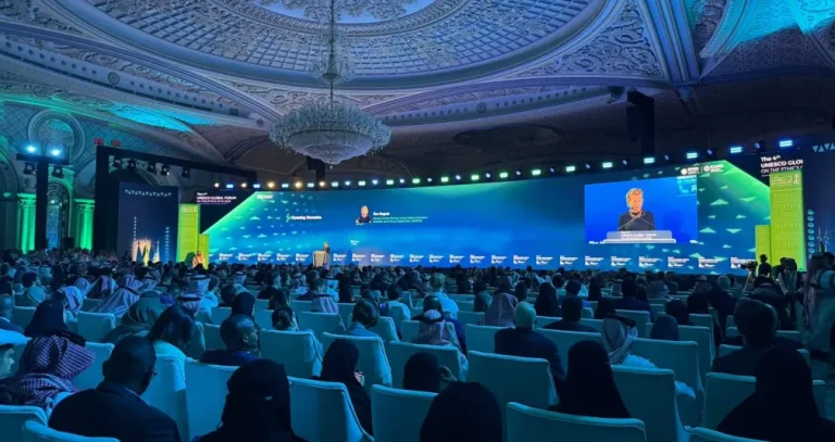 منتدى اليونيسكو في الرياض يبحث أخلاقيات الذكاء الاصطناعي ومخاطر تسارعه