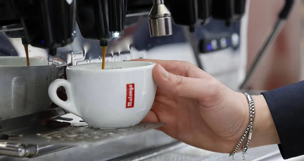 5 أطعمة يُفضل تجنب تناولها مع القهوة