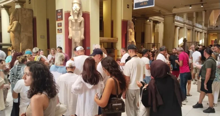 مصر تؤكد صمود قطاع السياحة رغم توترات المنطقة