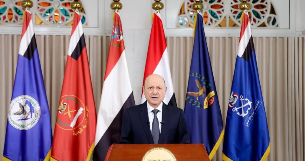 العليمي يدعو الشعب اليمني إلى التعبئة العامة والنفير لمواجهة الحوثيين
