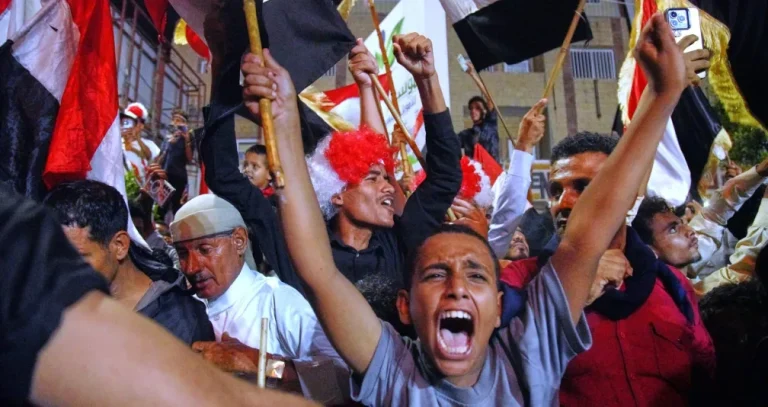 الحوثيون اعتقلوا 278 يمنياً لاحتفالهم بـ«26 سبتمبر»