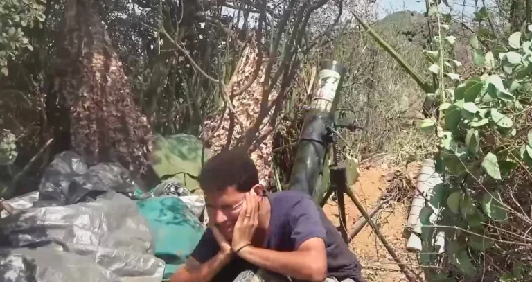 تعز تصدّ هجمات حوثية متزامنة هي الأعنف منذ سنوات