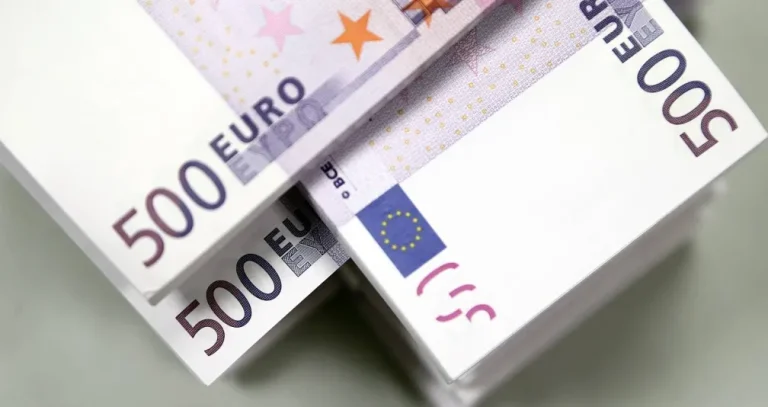 قفزة أسعار الطاقة تعاود الضغط على سندات الدول الأوروبية الأكثر مديونية