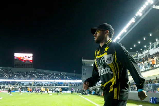 نيمار يشعل الصراع على لقب الدوري البرازيلي بين فلامنغو وبالميراس