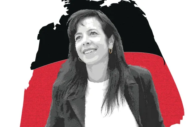 إيليف إيرالب... المحامية التركية الأصل تطمح بمنح اليسار حُكم العاصمة الألمانية