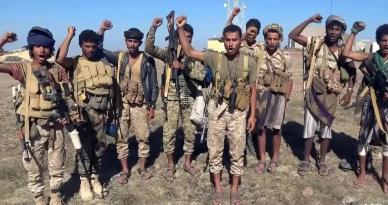 نزف الجبهات يدفع الحوثيين لتوسيع حملات التعبئة والتجنيد