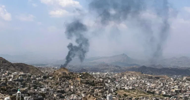 جبهات تعز تستعصي على الحوثيين رغم القصف والحصار