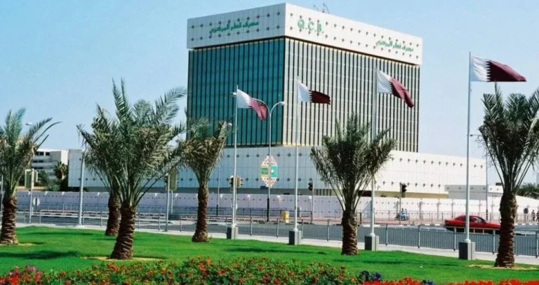 قطر والإمارات تثبتان أسعار الفائدة بالتزامن مع قرار «الفيدرالي»